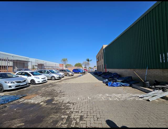 1,452M² WAREHOUSE FOR SALE IN RANDJESPARK